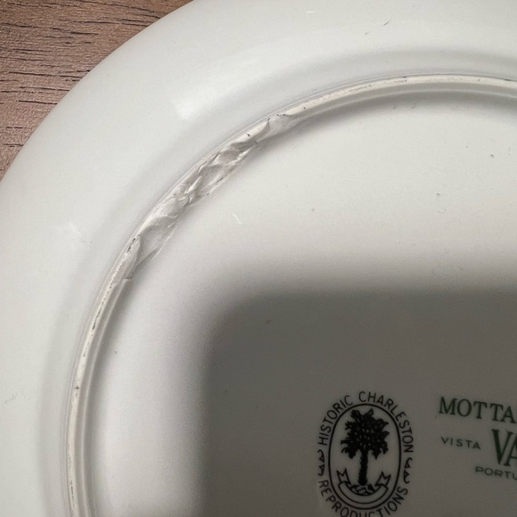 Mottahedeh Sacred Bird & Butterfly Dessert & Salad Plate Historic Charleston - Picture 7 of 10